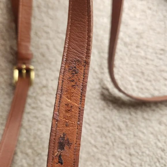 Vintage Coach Daypack Style# 9960 British Tan *Needs Repaired* - Picture 7 of 8